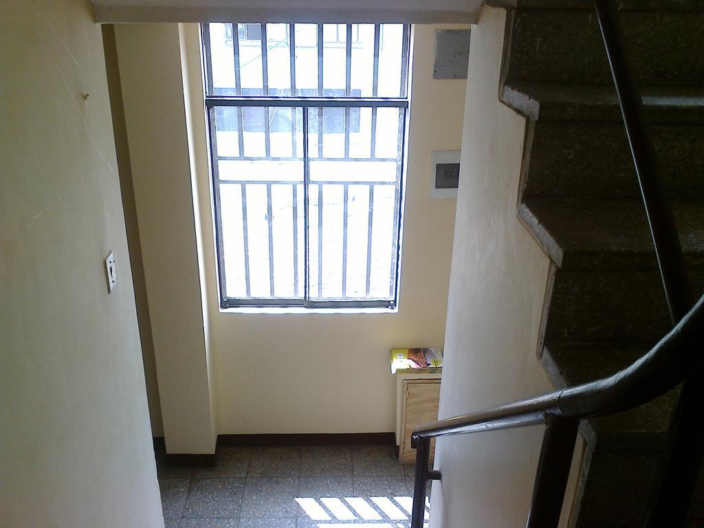 Strenua Santa Maria Suites Trujillo Extérieur photo