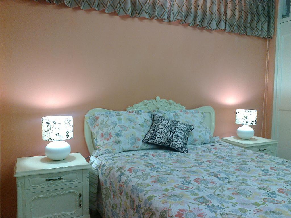 Strenua Santa Maria Suites Trujillo Chambre photo