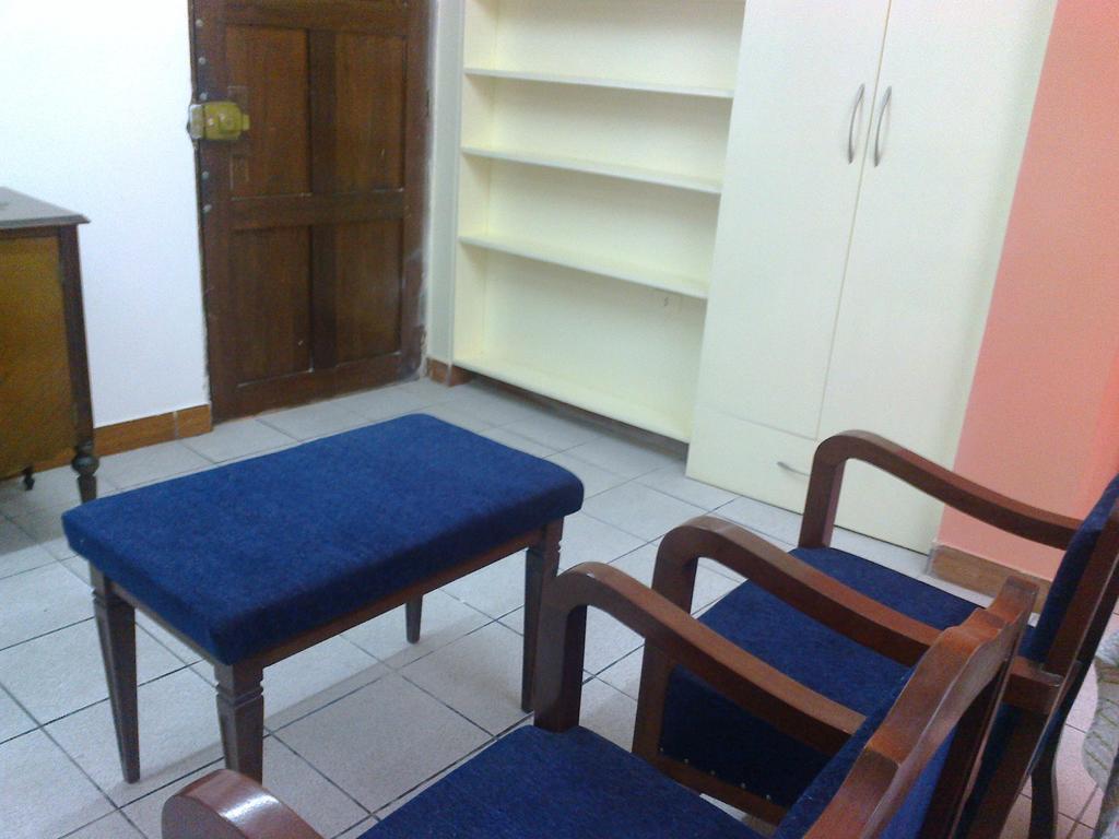Strenua Santa Maria Suites Trujillo Extérieur photo