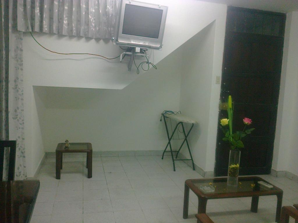 Strenua Santa Maria Suites Trujillo Chambre photo