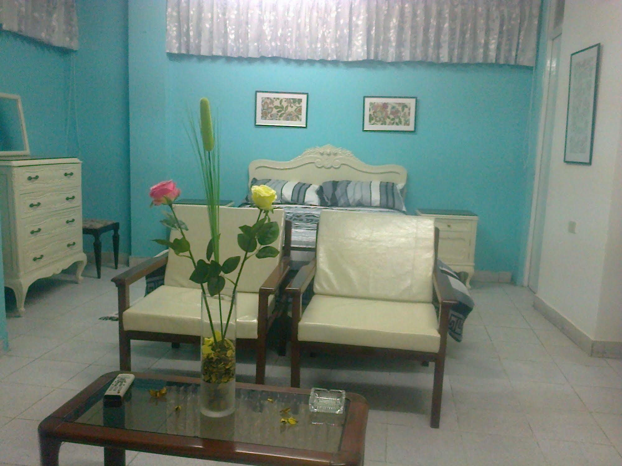Strenua Santa Maria Suites Trujillo Extérieur photo